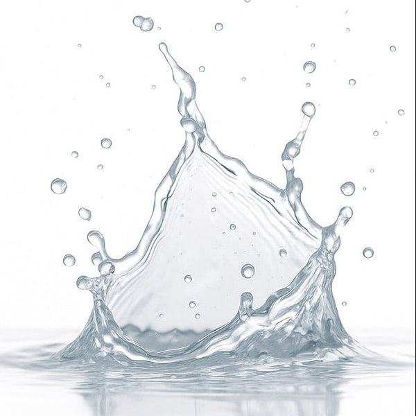 Clean water splash on a white background symbolizing waterproof and durable pet tracking technology.